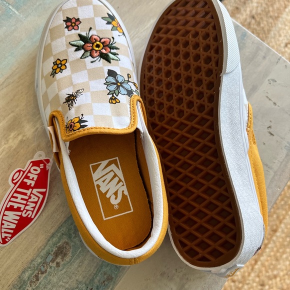 Vans Floral Checkered Slip-On Sneakers - Yellow and White - Picture 2 of 2